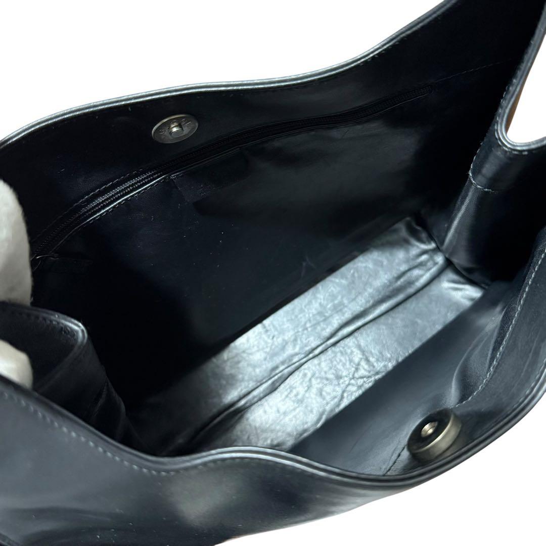 バッグ GUCCI Tom Ford Black Leather Shoulderbag