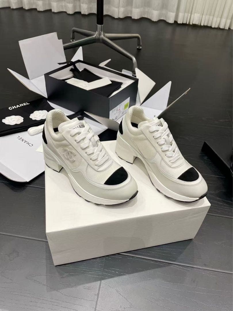 CHANEL 厚底スニーカー ホワイト/ブラック