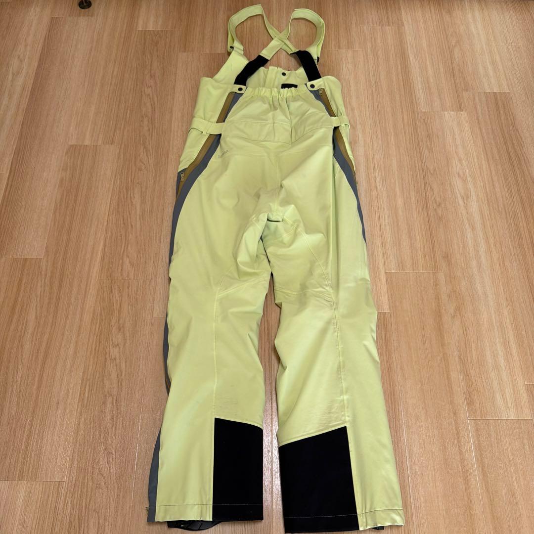 DESCENTEスキーウエアー 上Lサイズ　下Oサイズ