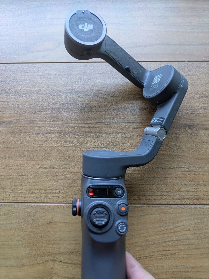 【美品】DJI Osmo Mobile 6 スマートフォンスタビライザー