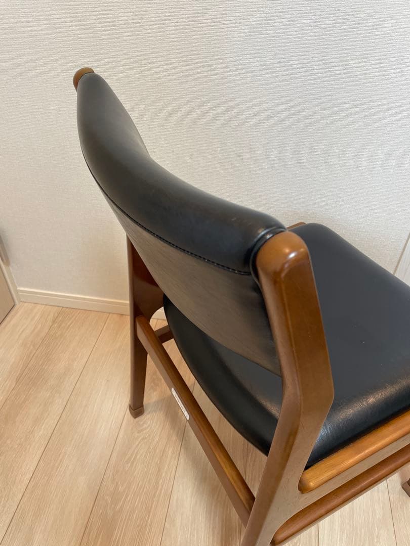 カリモク60 ｜アームレスダイニングチェア ブラック｜正規品