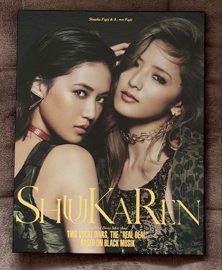 SHUKARIN 藤井萩花 藤井夏恋 UNIVERSE【初回生産限定盤】