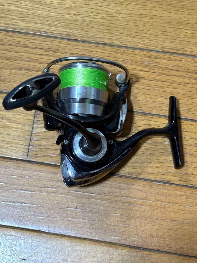 ダイワ　レグザ2500S-XH &ラテオ90ML