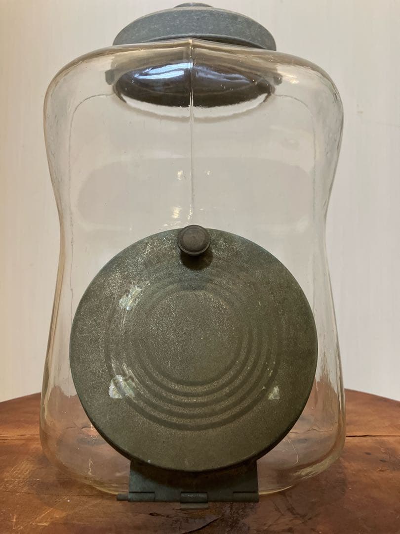 存在感抜群！アルミ開閉蓋付きの煙草陳列用ガラス瓶◇たばこ瓶◇昭和レトロ◇古道具