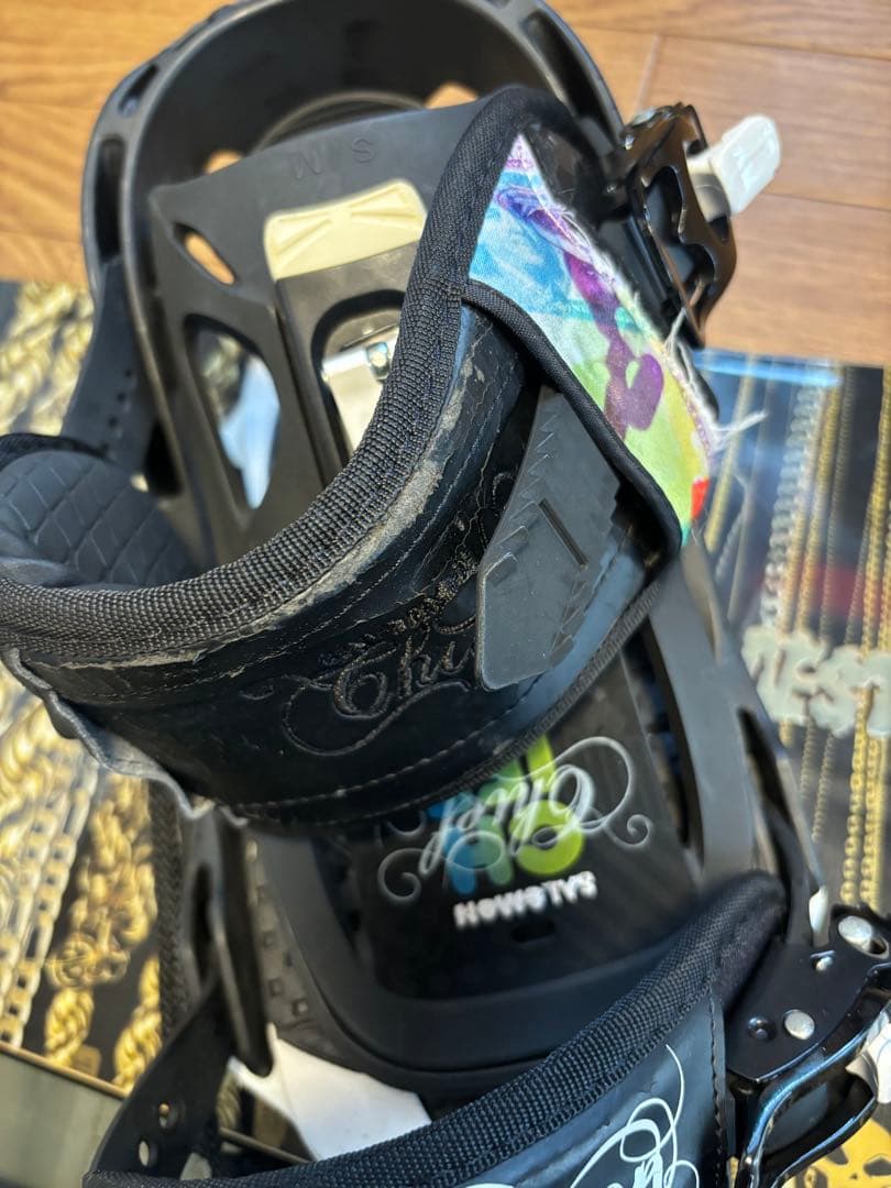 スノーボード（Burton）とビンディング、ブーツ（salomon）ケース付き