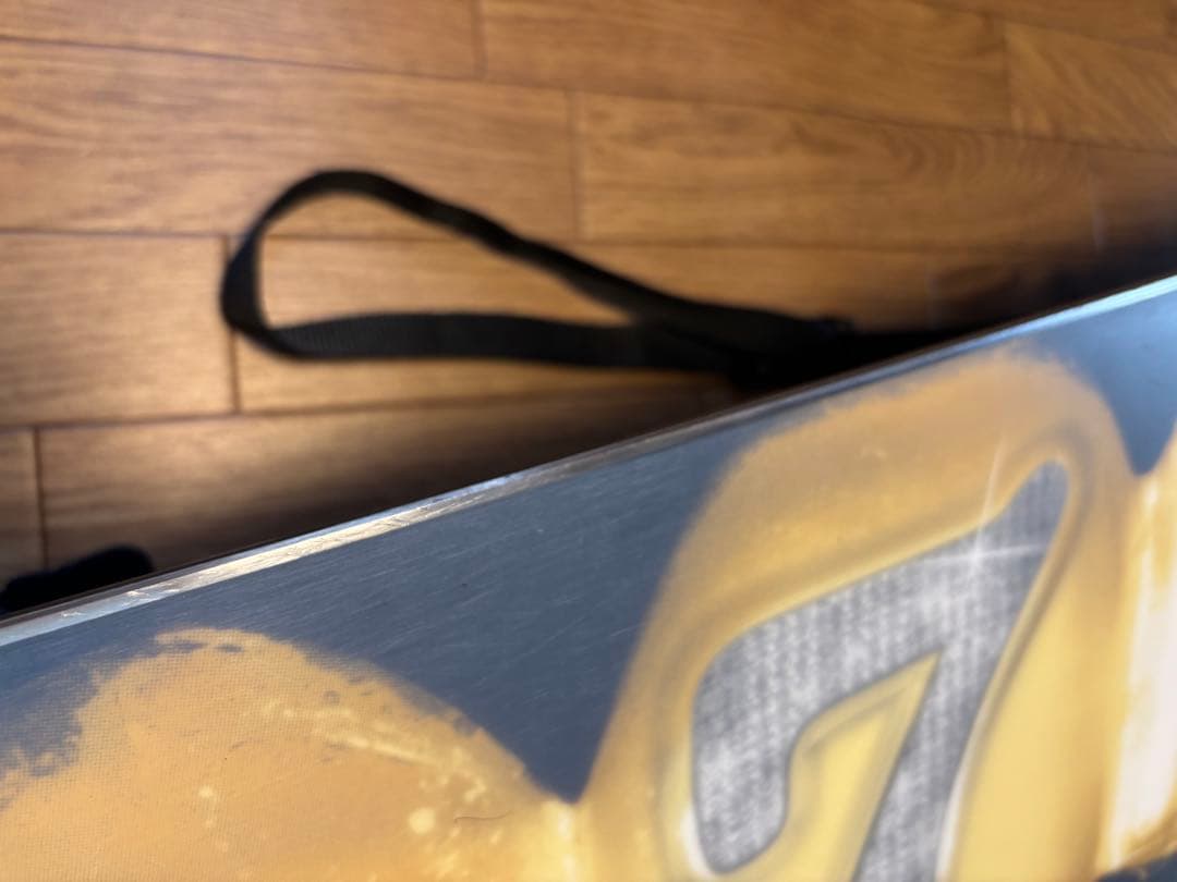 スノーボード（Burton）とビンディング、ブーツ（salomon）ケース付き