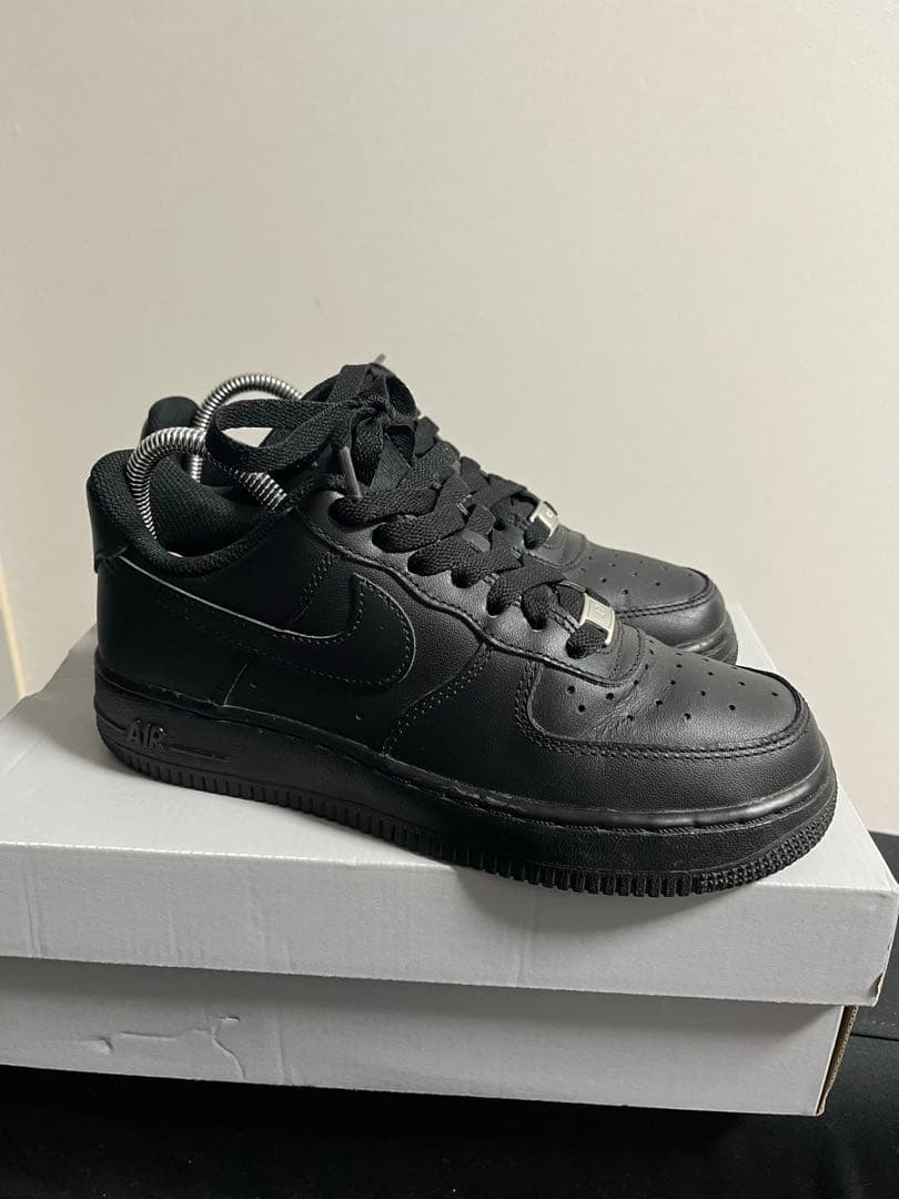 ナイキ　エアフォース1ローブラック07