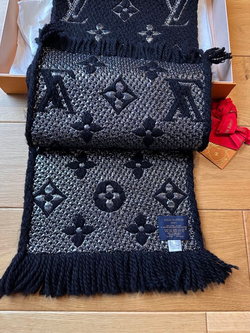 16日までの価格！ルイヴィトン マフラー エシャルプ ロゴマニア 正規品
