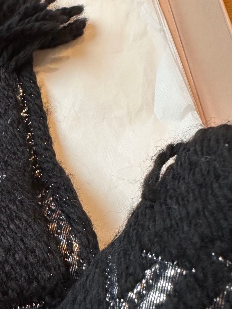 16日までの価格！ルイヴィトン マフラー エシャルプ ロゴマニア 正規品