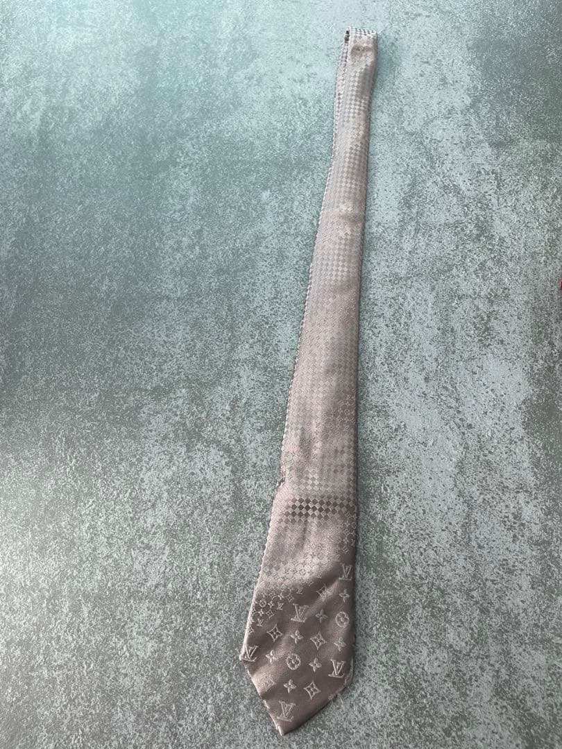 星*空様 Louis Vuitton 茶系ゴールド　ネクタイ
