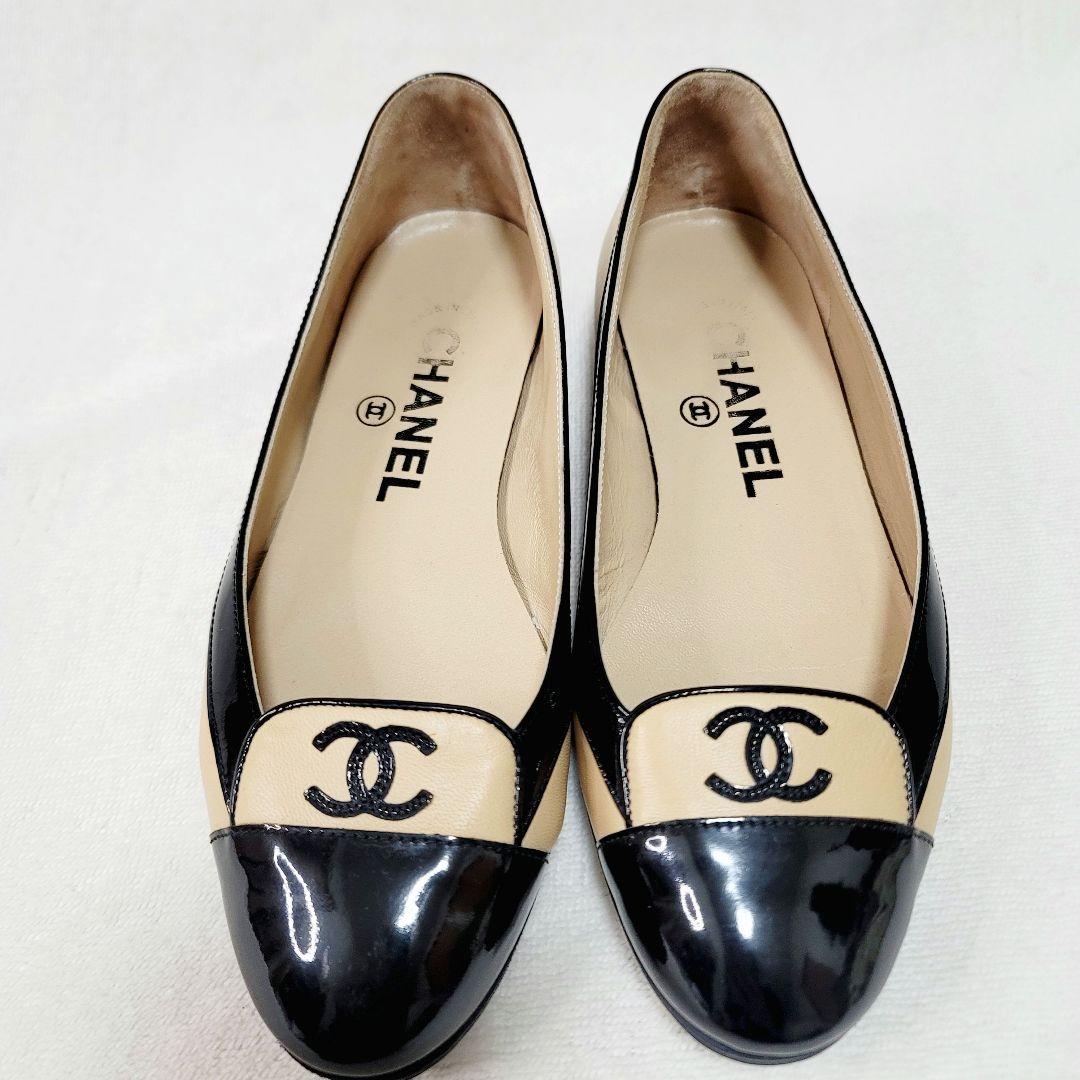 美品☆CHANELココマークバイカラーレザーエナメルフラットシューズパンプス