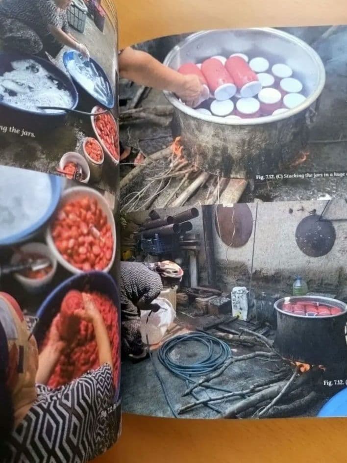 英語　トルコの食の伝統に関する本 Sofra