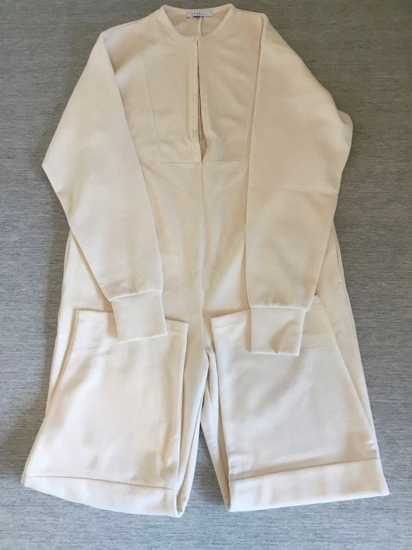 ETRE TOKYO オールインワン M アイボリー