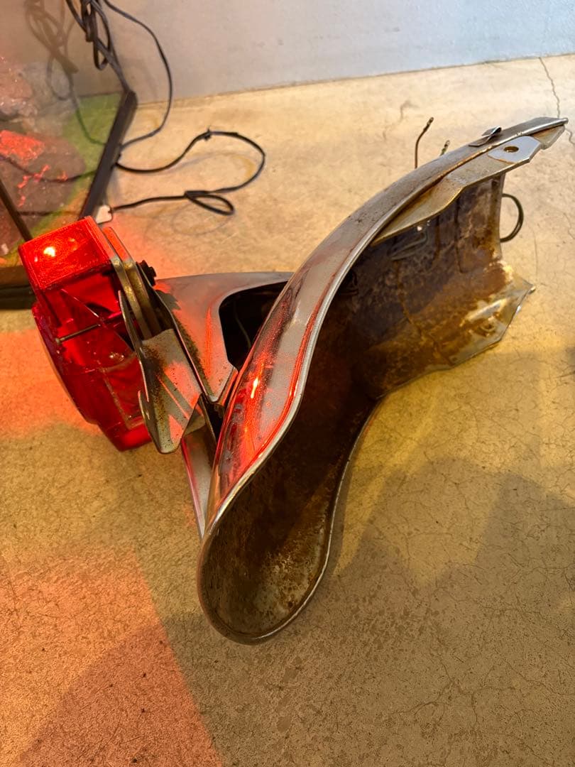 【cb750k】　リアフェンダー　テールベース　テールライト