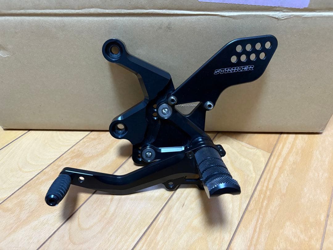 ksさん専用 ストライカーZ900RS バックステップ ブラック