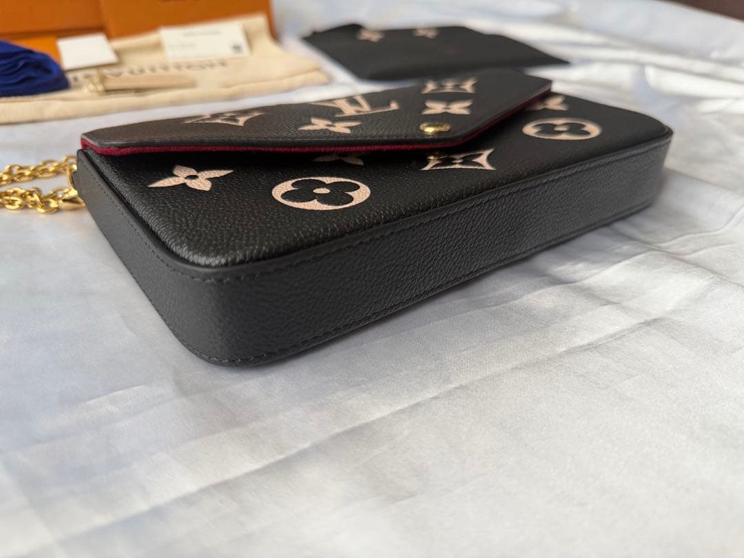 【極美品・現行品】ルイヴィトン ポシェットフェリシー 即購入⭕️