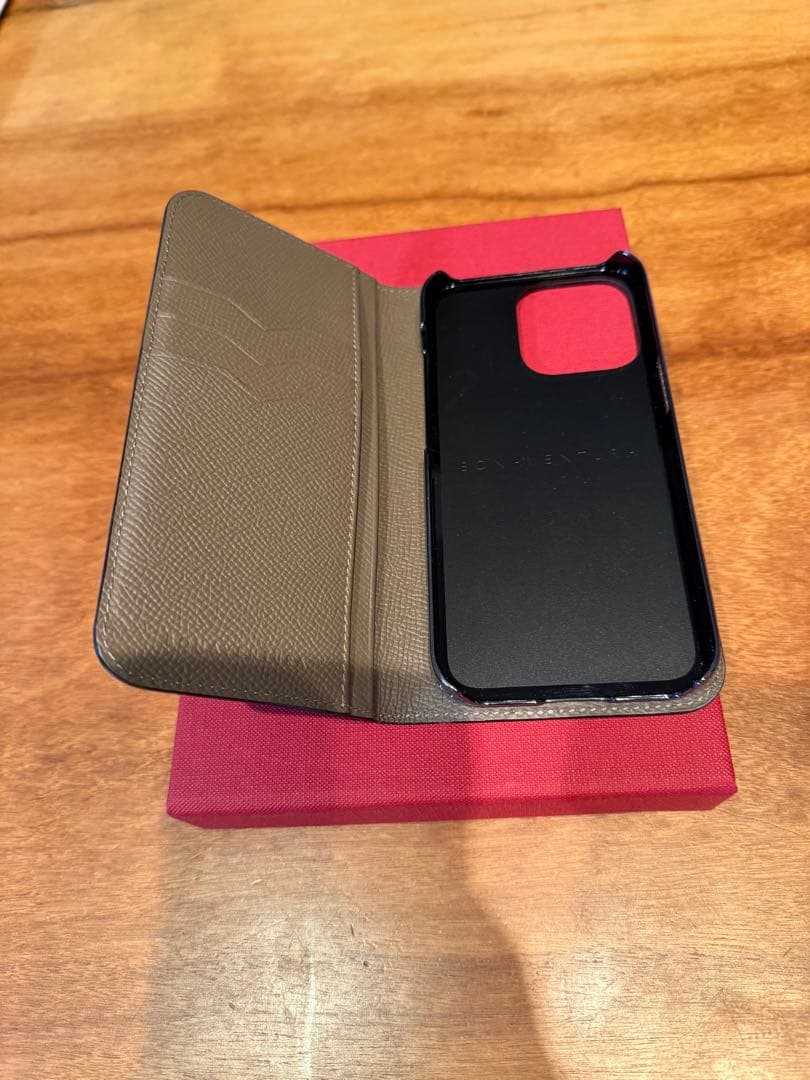 ボナベンチュラ　iPhone13pro