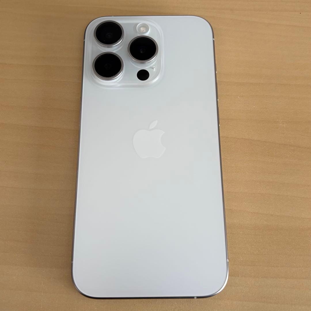 最終値下げ！iPhone15Pro 512GB ホワイトチタニウム SIMフリー