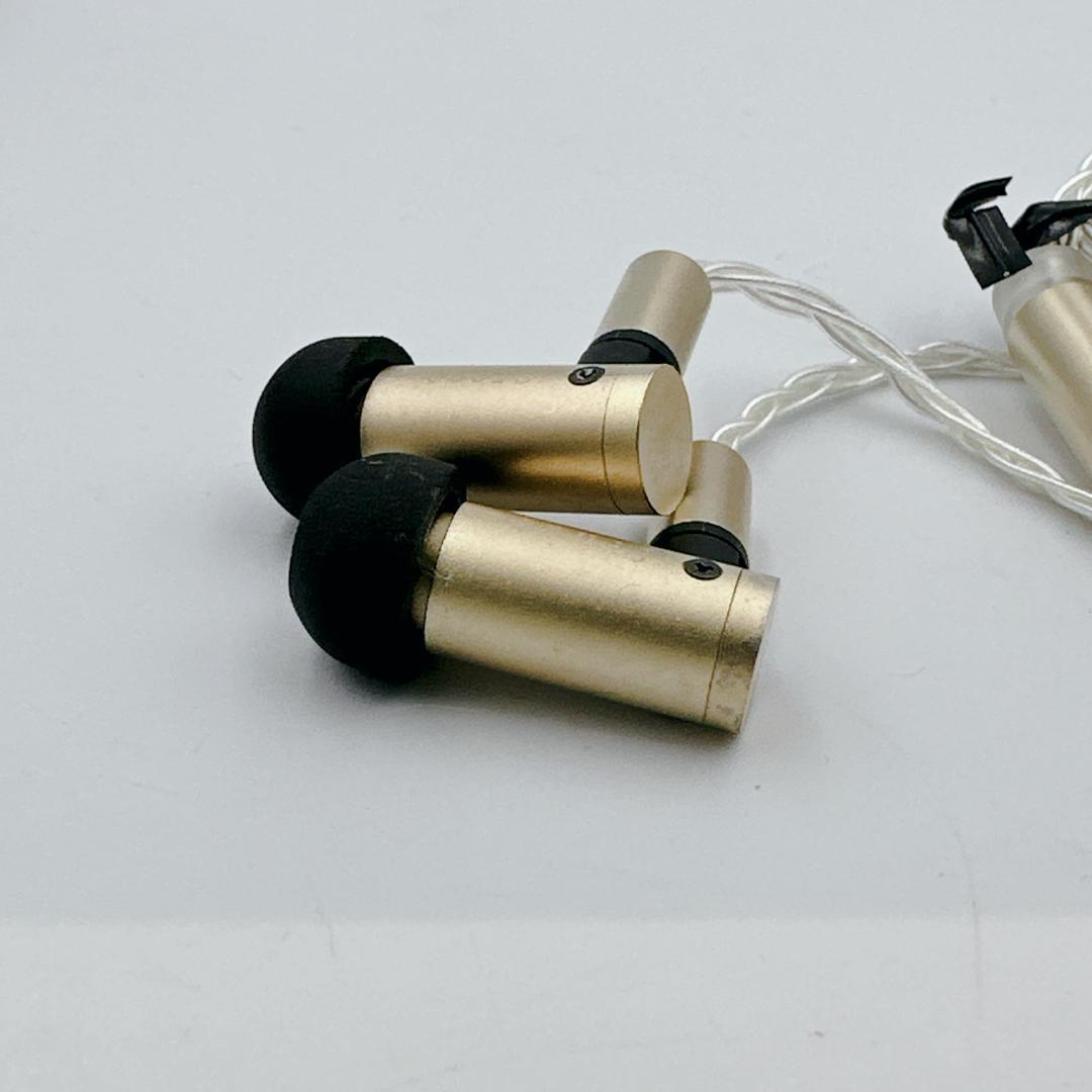 【未使用級】FINAL S5000 有線イヤホン ハイエンドモデル 高級イヤホン