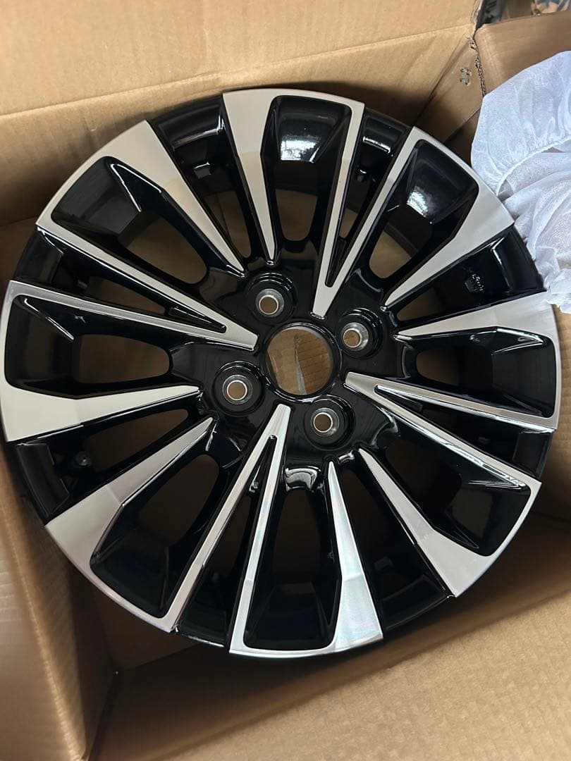 DAIHATSU 15インチホイール マットガンメタリックポリッシュ