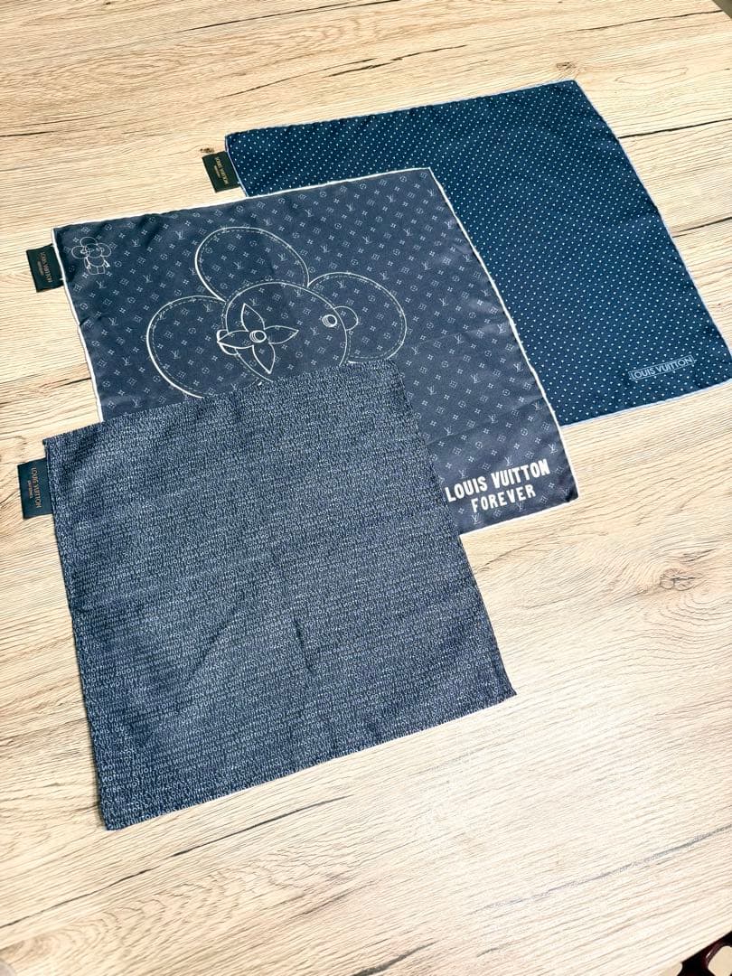 LOUIS VUITTON◆ルイヴィトン◆ネクタイ5本&チーフ3枚セット