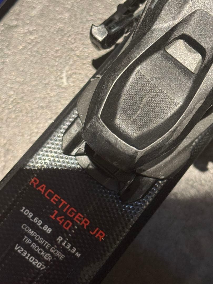 フォルクル ジュニア スキー RaceTiger Jr ビンディング板のみお譲り