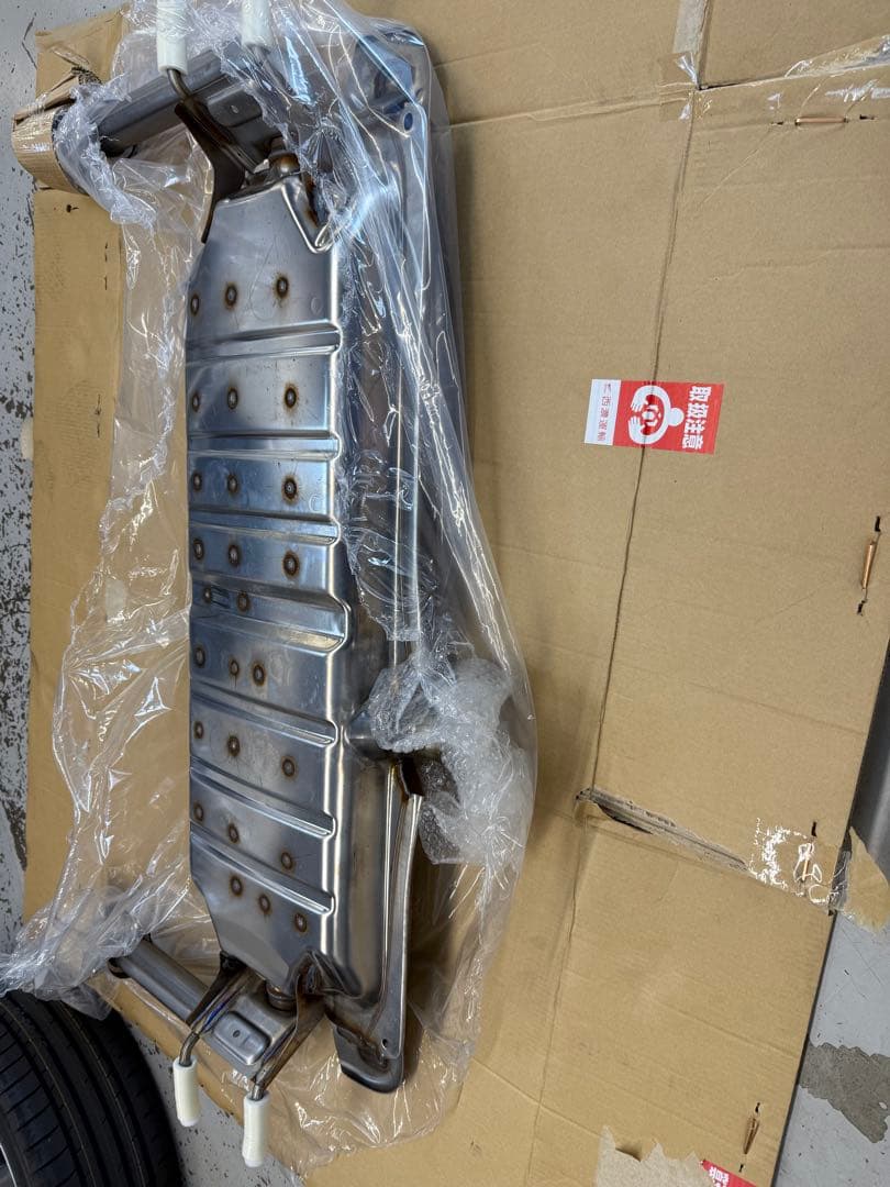 ✨【新品 マフラー】✨MAZDA3 20S