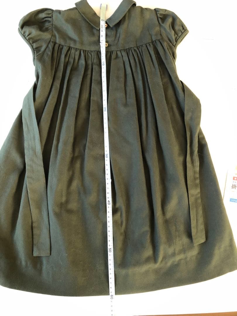 ボンポワン　スモッキング刺繍ワンピース