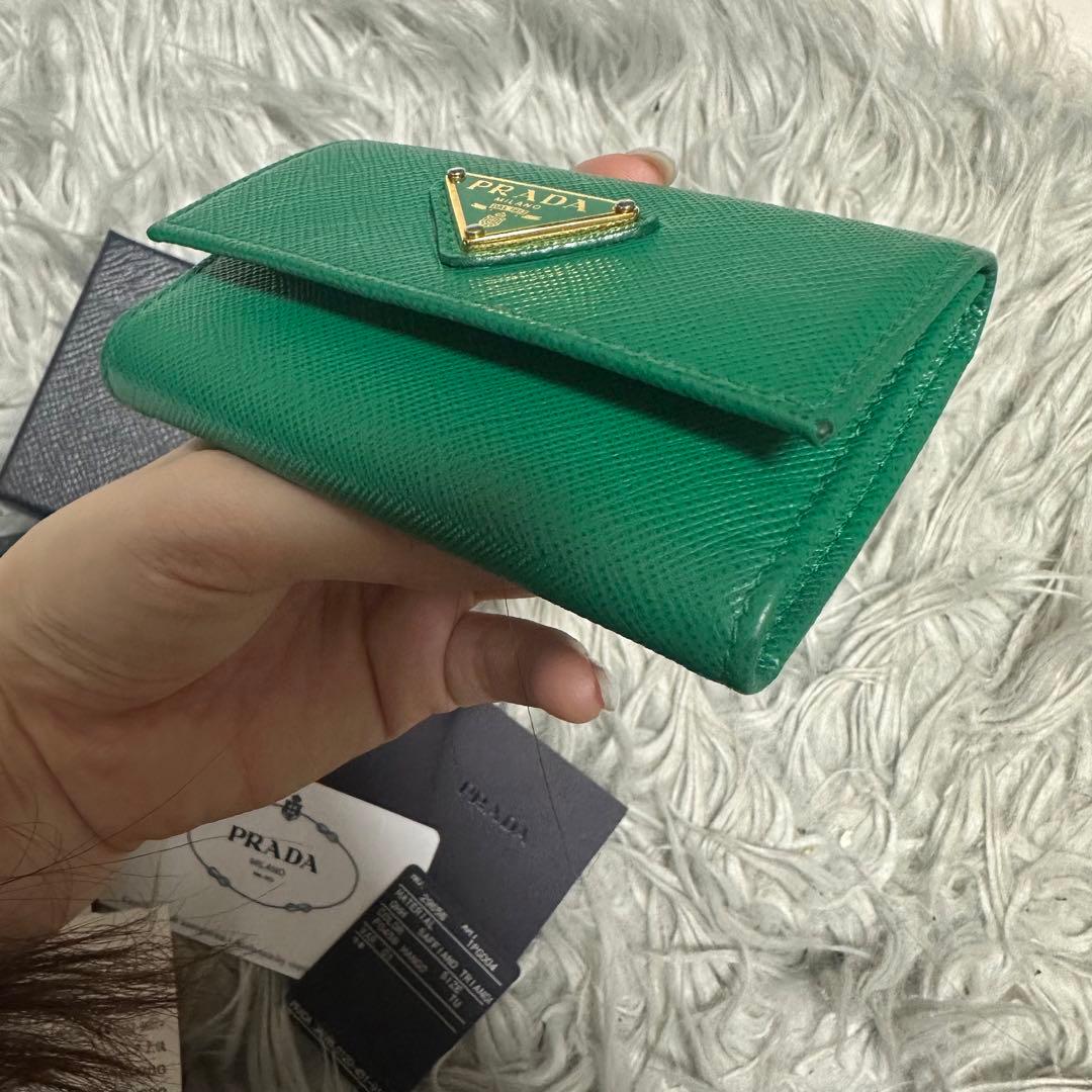 PRADA プラダ サフィアーノ トライアングルロゴ グリーン キーケース