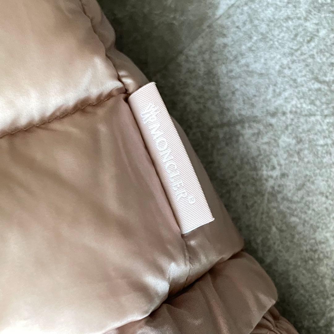 モンクレール　AMARANTE GILET ダウンベスト　ピンクベージュ系　1