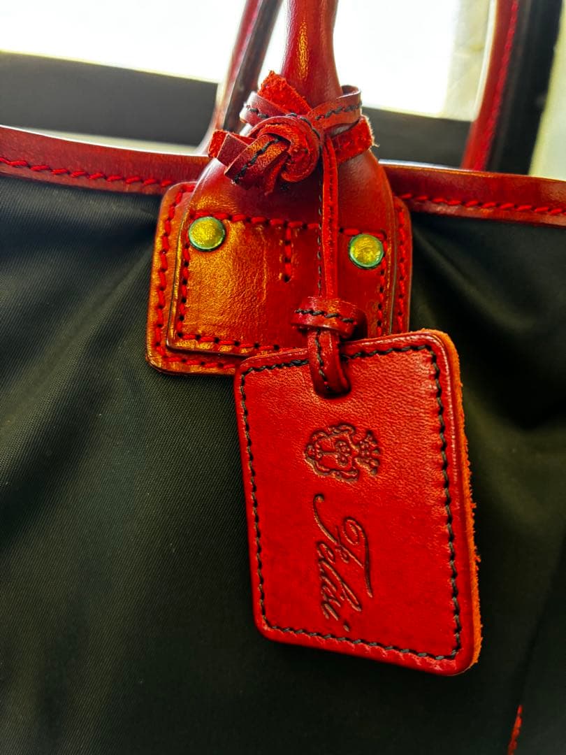 Felisi 黒赤 トートバッグ