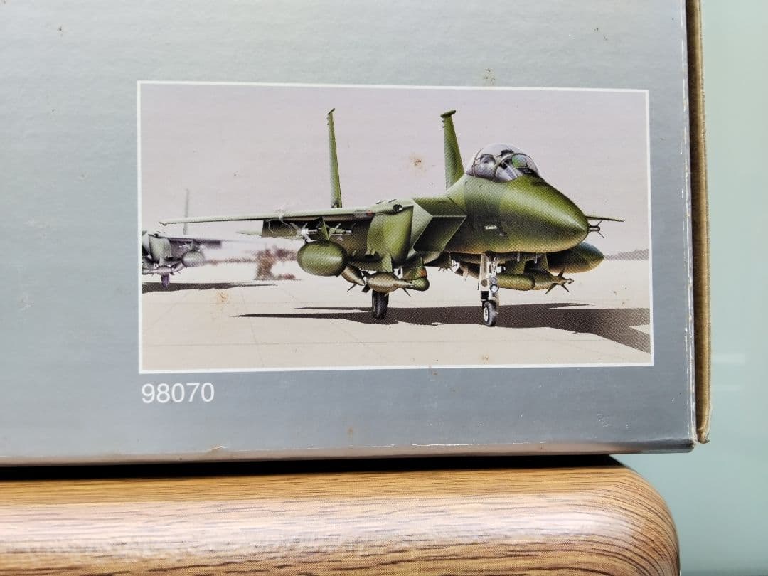 ARMOUR　F15 E Strike Eagle　1:48　メタルモデル