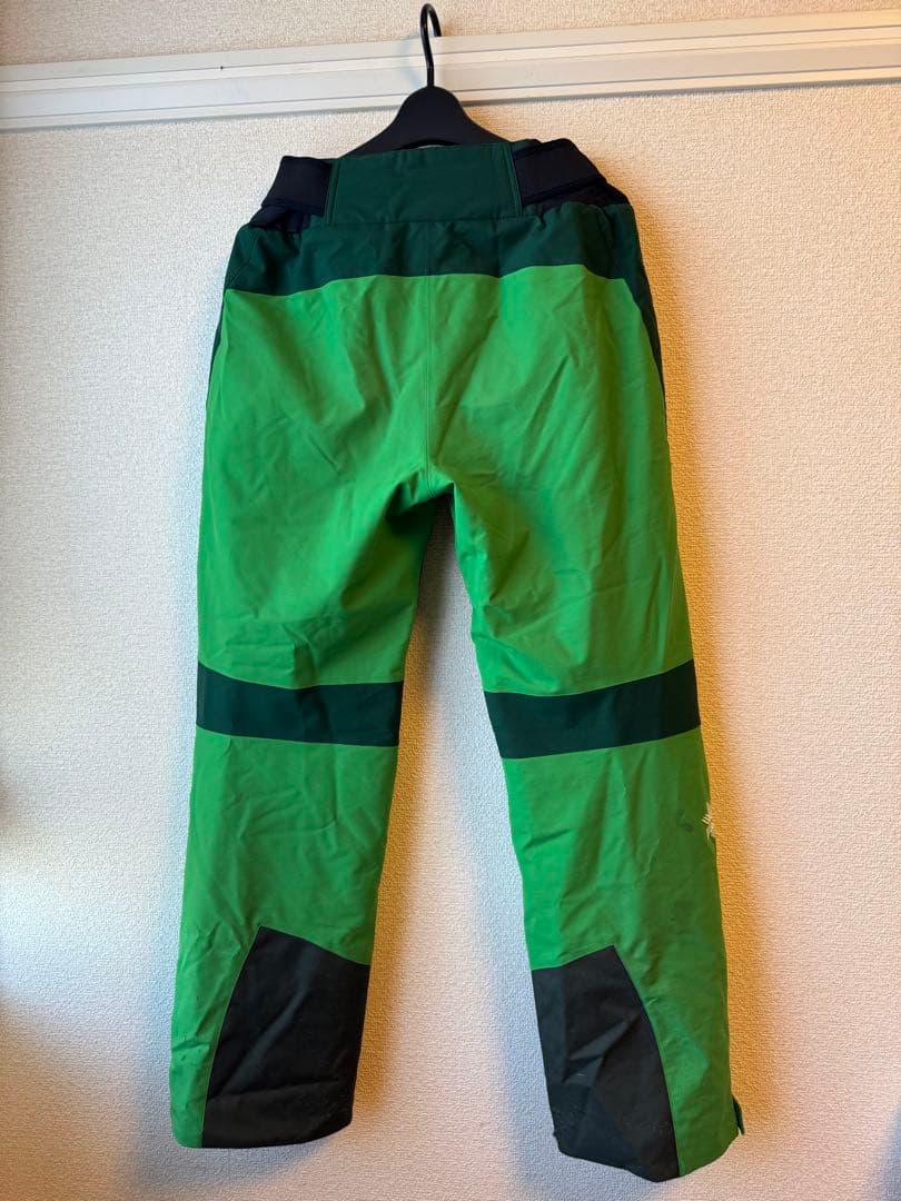 ゴールドウイン GOLDWIN スキーウェア 上下Mサイズ