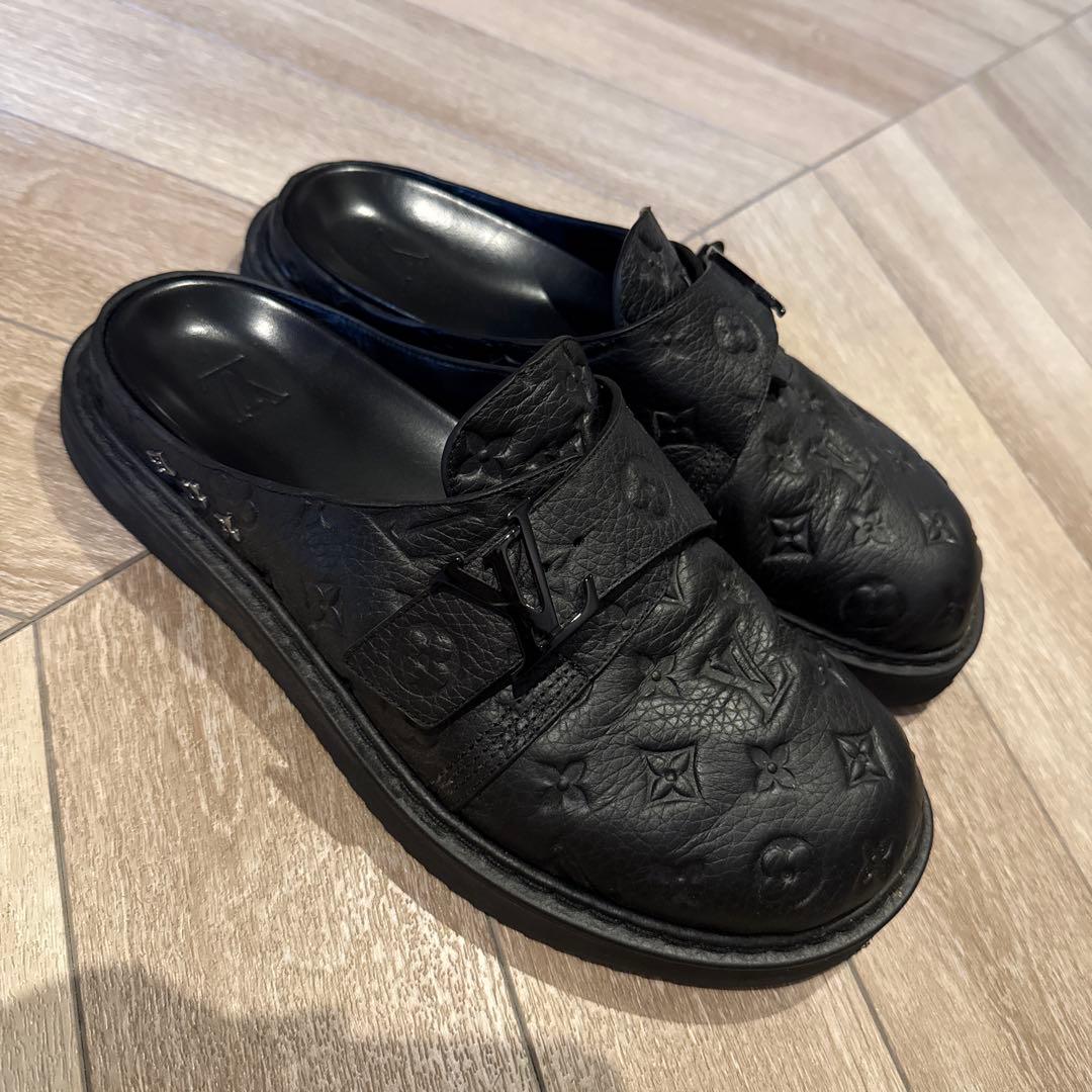 Louis Vuitton ブラック スリッポンサンダル