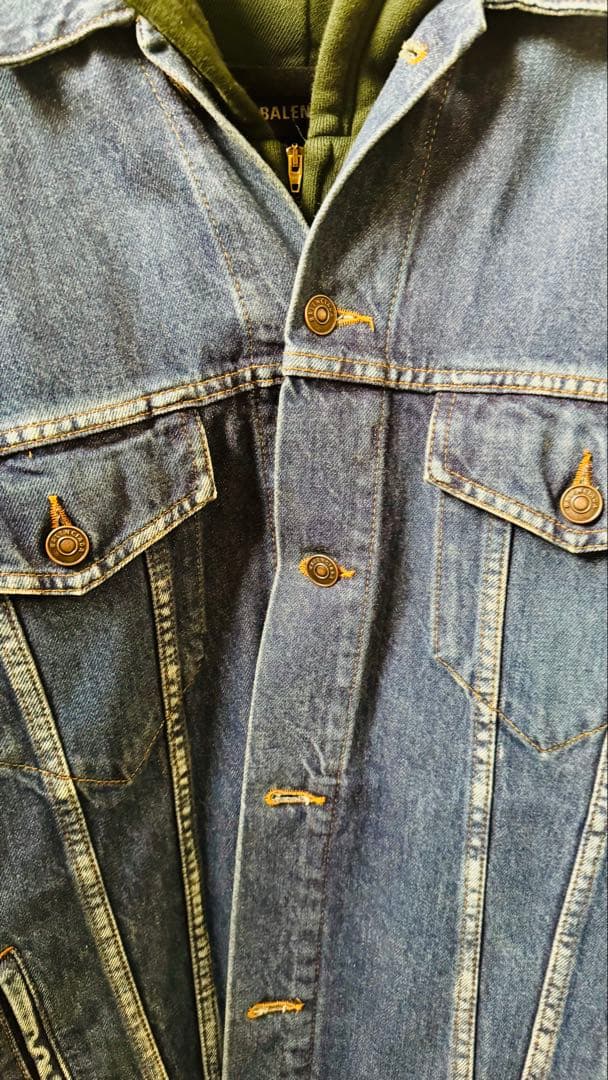 BALENCIAGA デニムジャケット グリーンフード付き