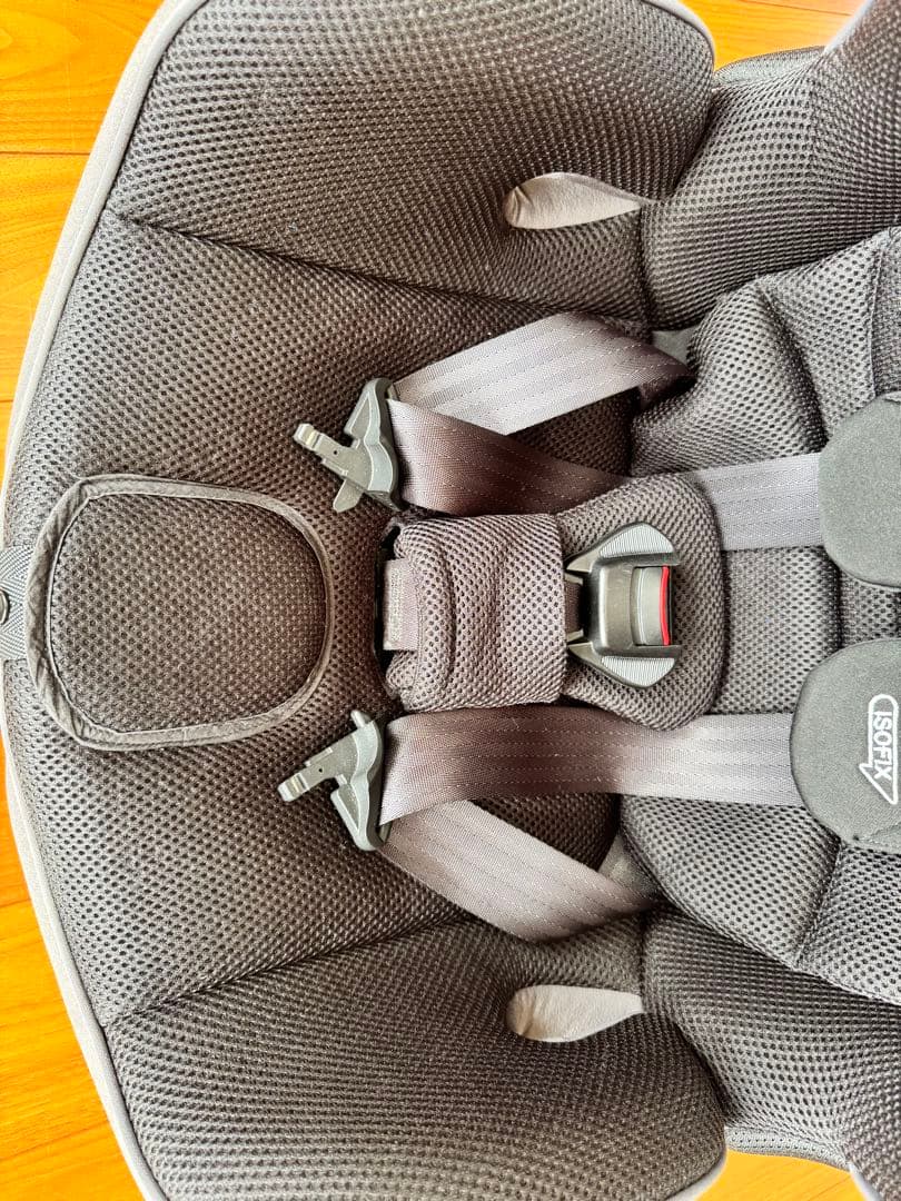 Aprica form fit AB車用チャイルドシート グレー