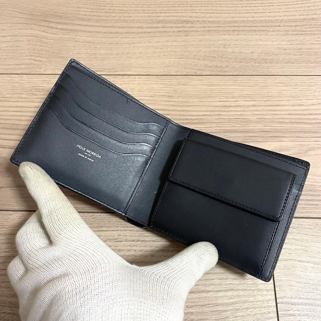 未使用/ペッレモルビダ　二つ折り財布　ウォレット　コンパクト　ブラック　レザー