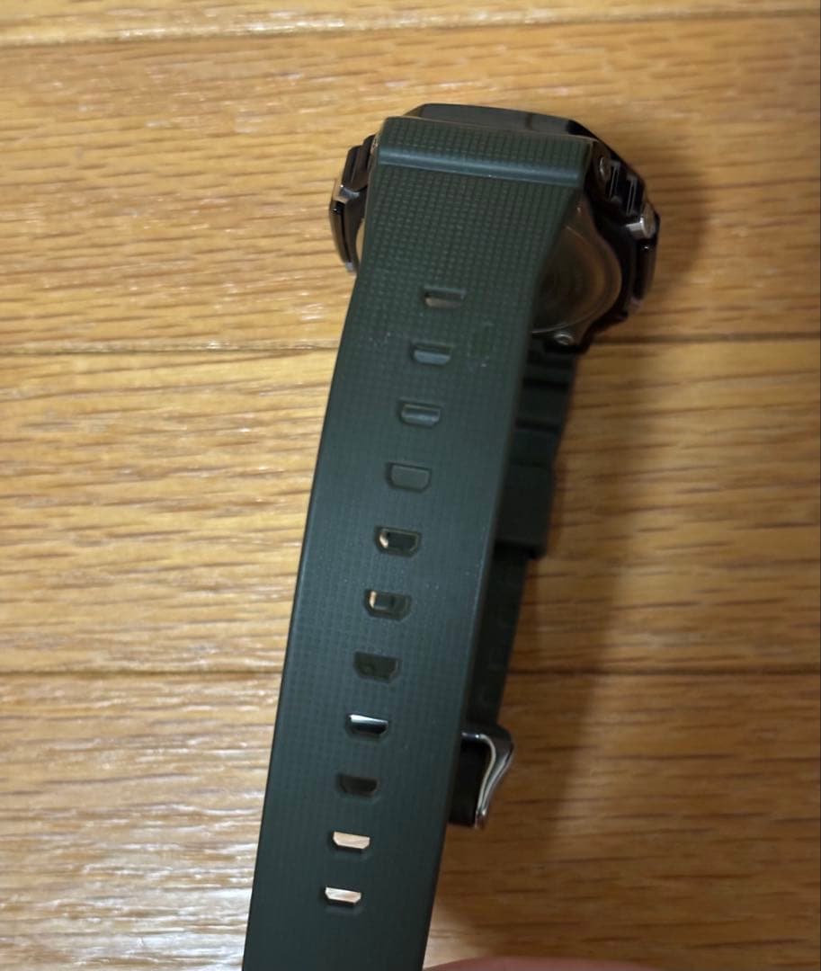 ニ*ン様 CASIO G-SHOCK GM-2100B グリーン