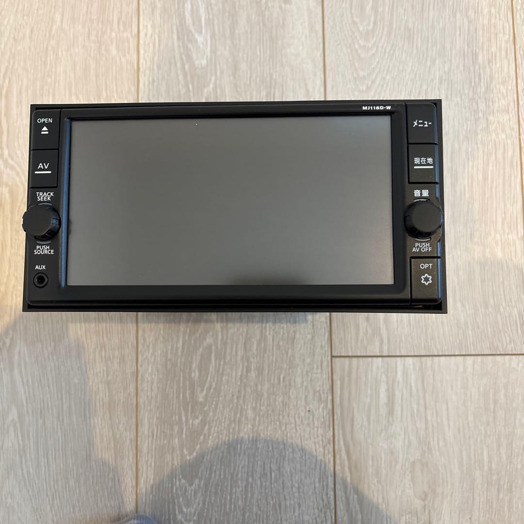 日産 MJ118D-W カーナビゲーション
