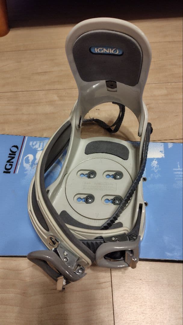 IGNIO スノーボード 88 バインディング・Headブーツ付き