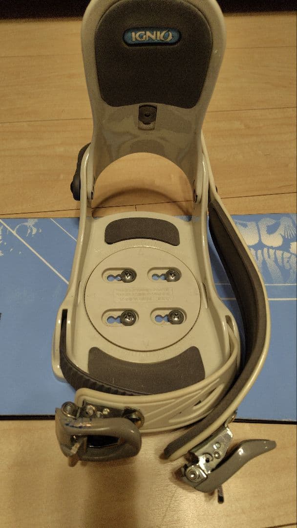 IGNIO スノーボード 88 バインディング・Headブーツ付き