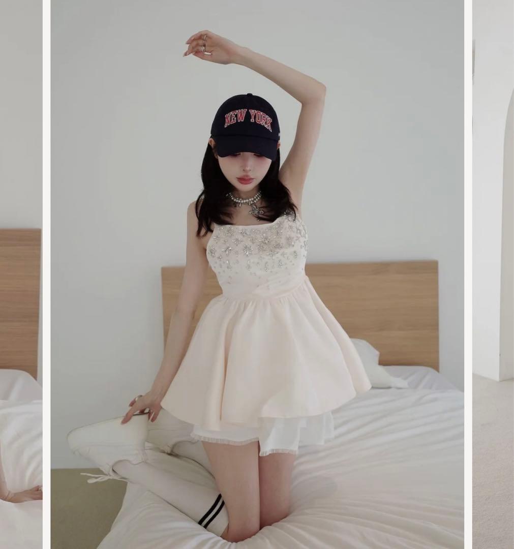 新品タグ付き ブラック ダーリッチ ジュエリーフレアチュニック 黒 フリー F