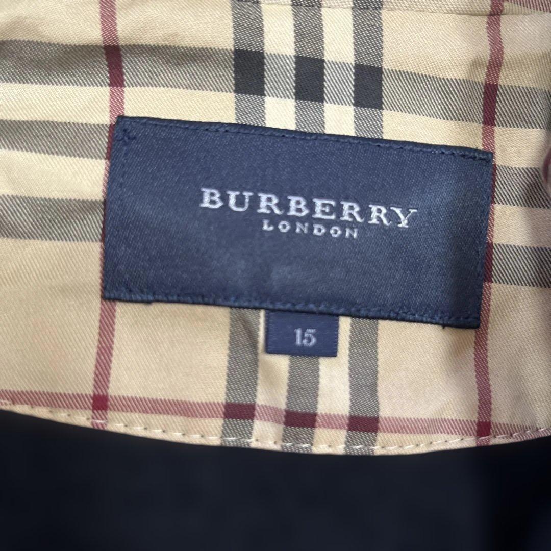 バーバリーロンドン 黒 パーカー