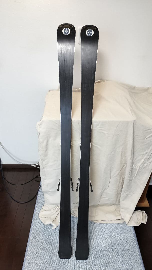 プラドマックスKEOS スキー 板 レッド/ブラック