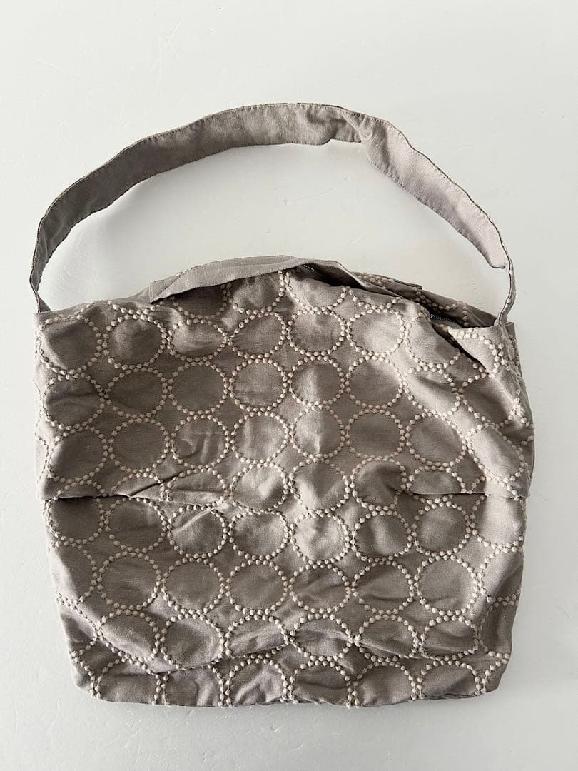 【美品】mina perhonen　tambourine　ボディバッグ　大　麻綿