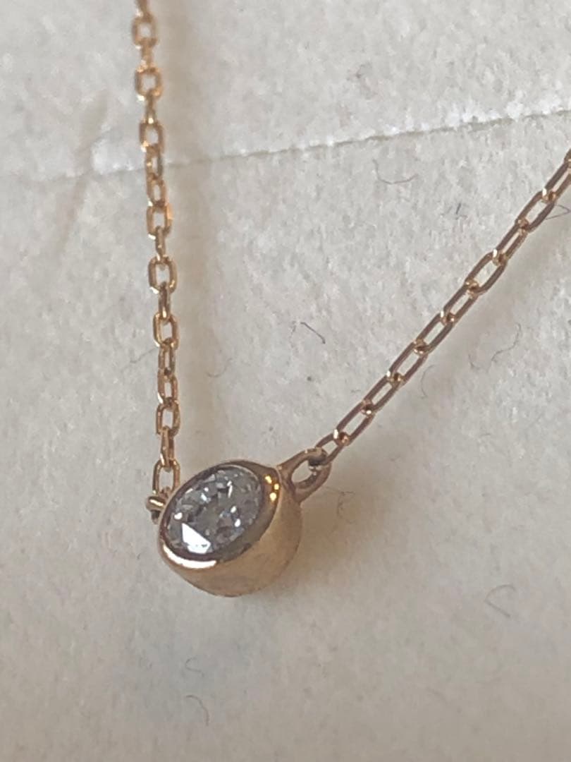 4°C ダイヤ　ネックレス