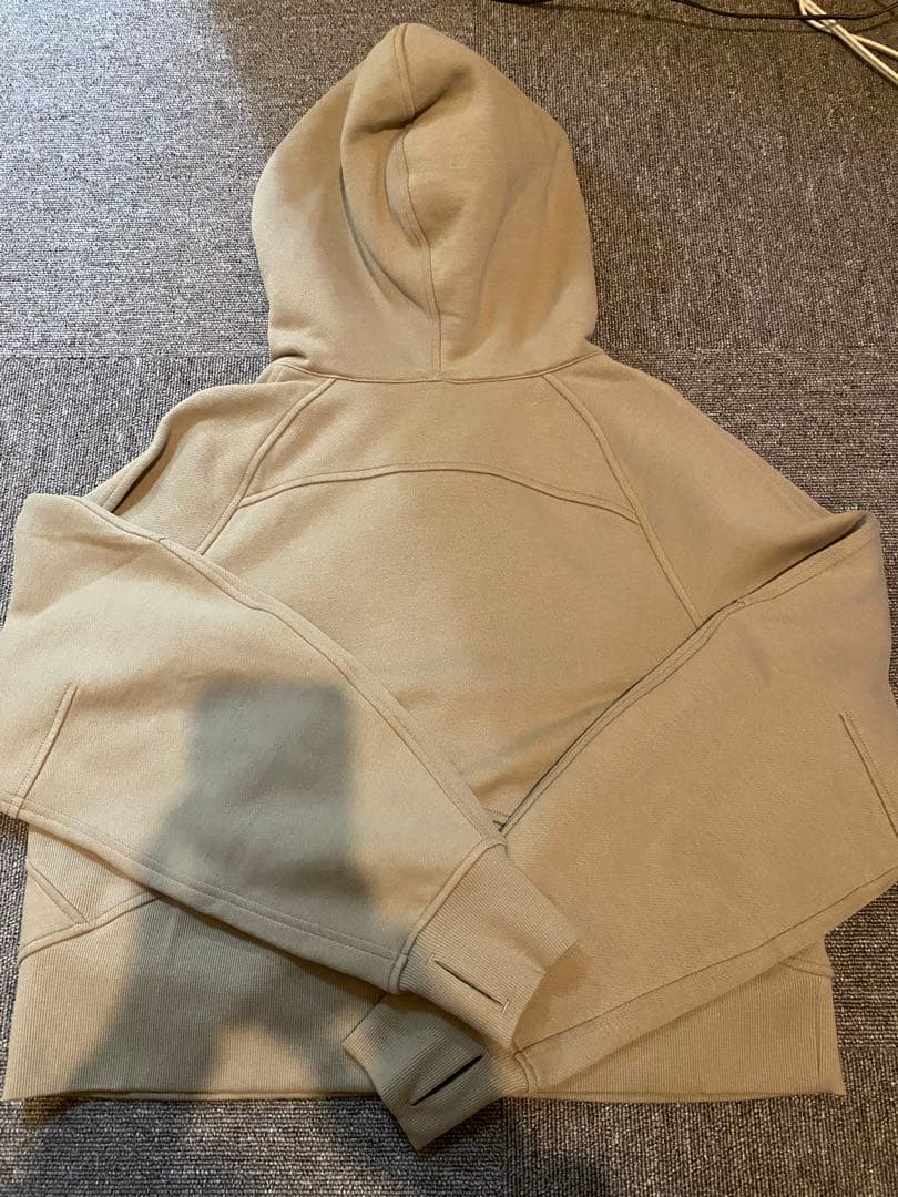 ルルレモンScubaオーバーサイズフルジップフーディ　XS/S