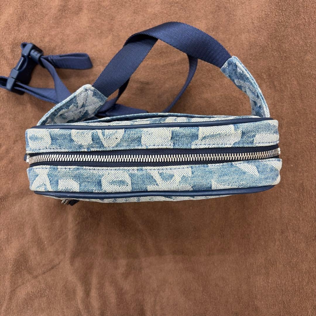 Supreme デニムボディバッグ