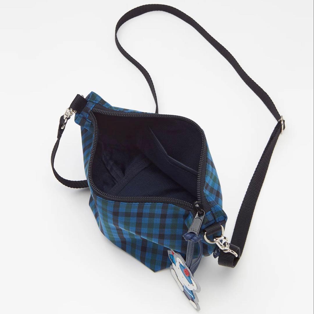 familiar ファミリア　ポシェット　ショルダーバッグ