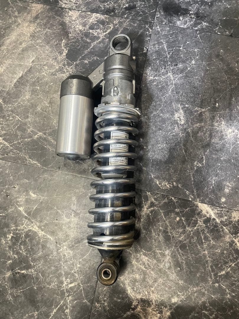 ゼファーχ純正サスペンション